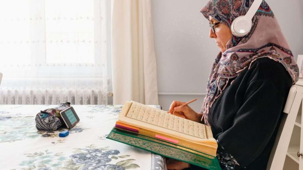 Alim Course. Alimah Couse, Momina course